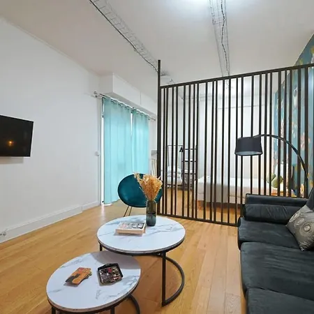 Apartment Fresh Large Studio For 4 Paris